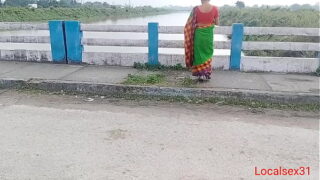 Green saree Indian Sexy BHabhi Hard Anal Sex With Devar In Outdoor