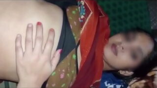 Indian Bengali Bhabhi fucked with innocent village bf