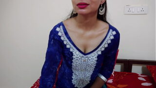 Indian desi beautiful bhabhi hard pussy fucks with lover