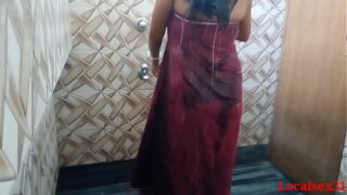 Mumbai Hot Bhabhi Anal Sex In Bathroom with Boyfriend